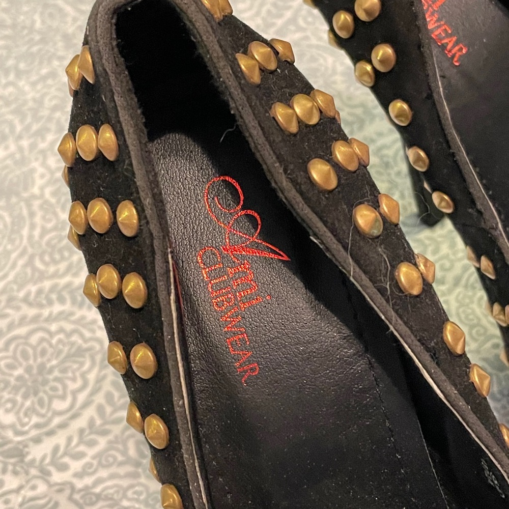 Studded Platform Heels - Picture 5 of 8